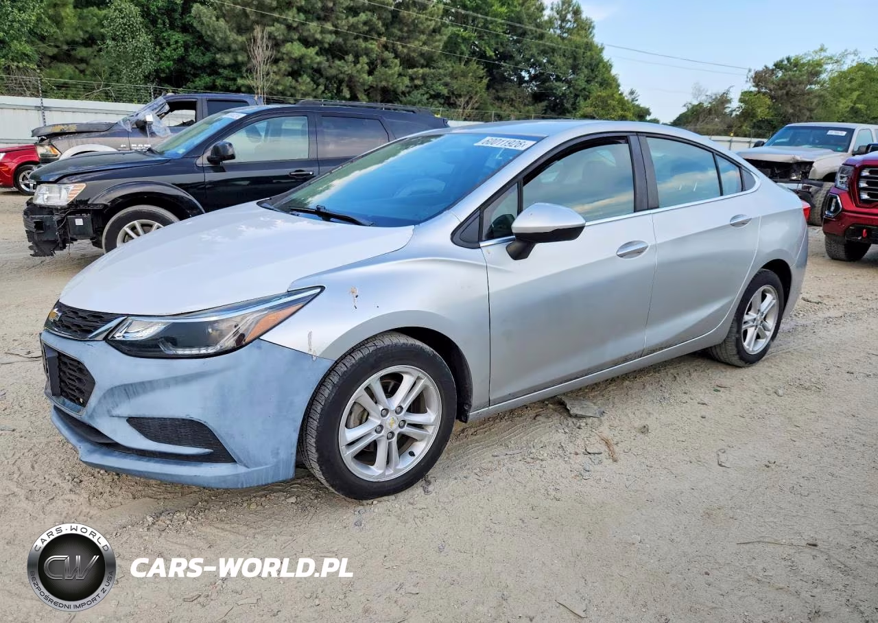 2018 Chevrolet Cruze Lt – zdjęcie 1 z 12