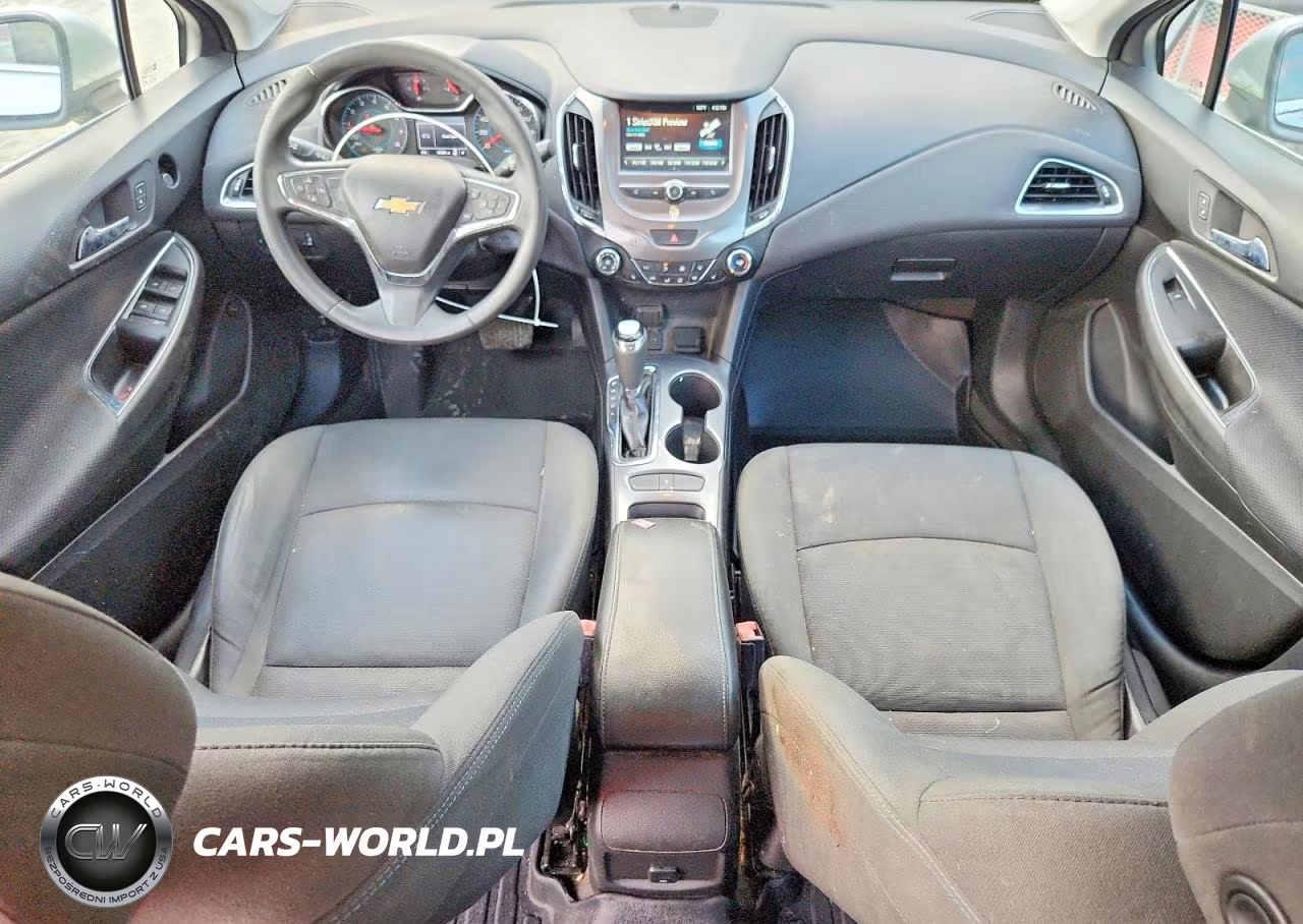 2018 Chevrolet Cruze Lt VIN:1G1BE5SM9J7117858 - 8