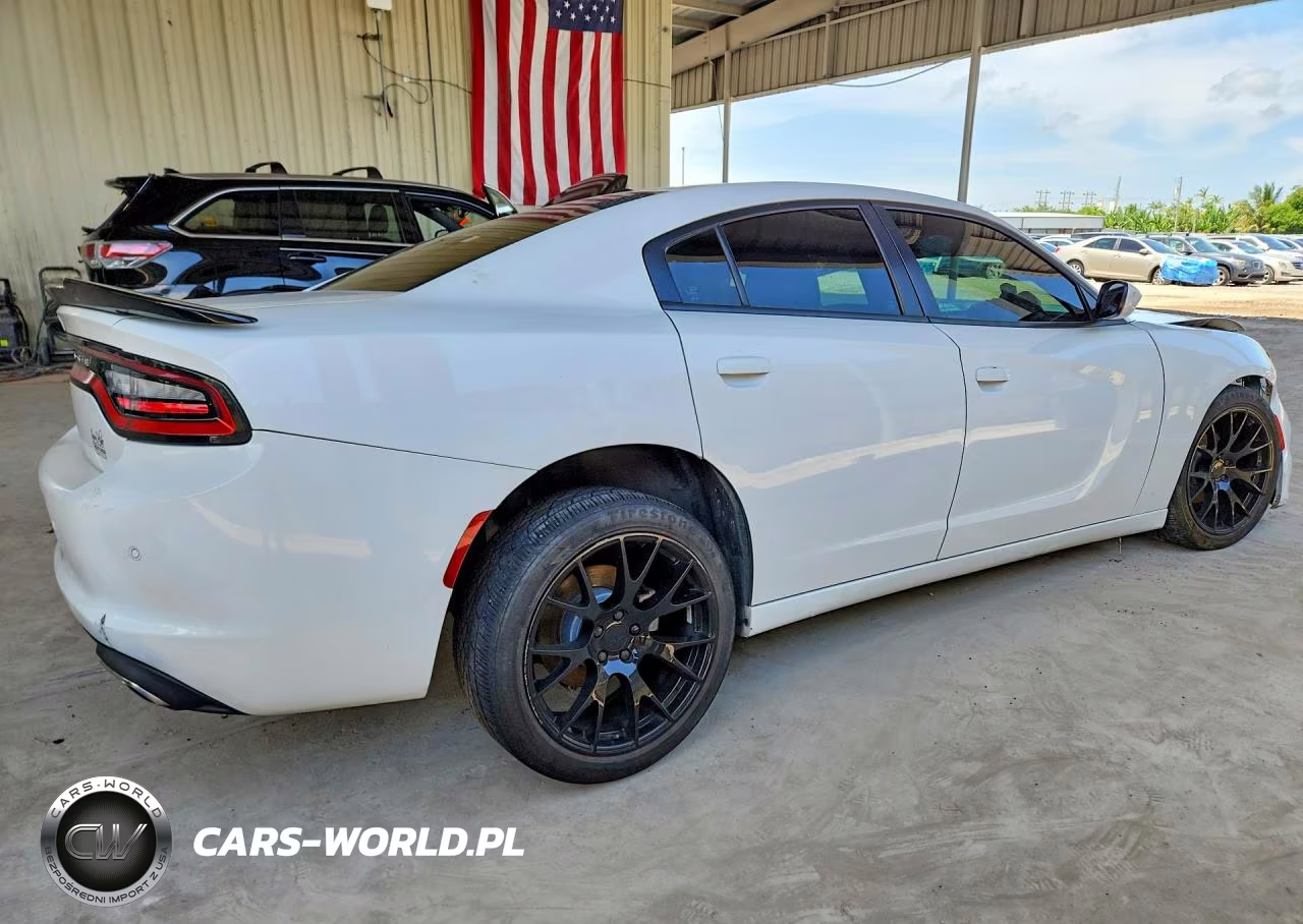 2021 Dodge Charger VIN:2C3CDXBG1MH643001 - 3