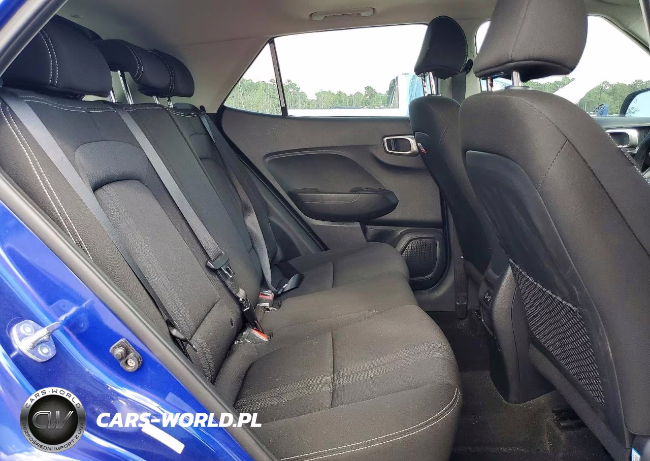 2025 Hyundai Venue Sel VIN:KMHRC8A39SU367511 - 11