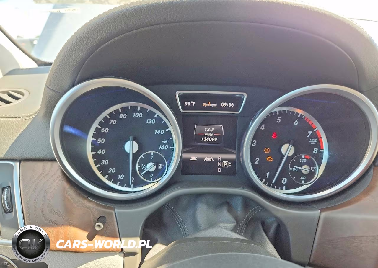 2013 Mercedes-Benz Gl 550 4Matic VIN:4JGDF7DE9DA117831 - 9