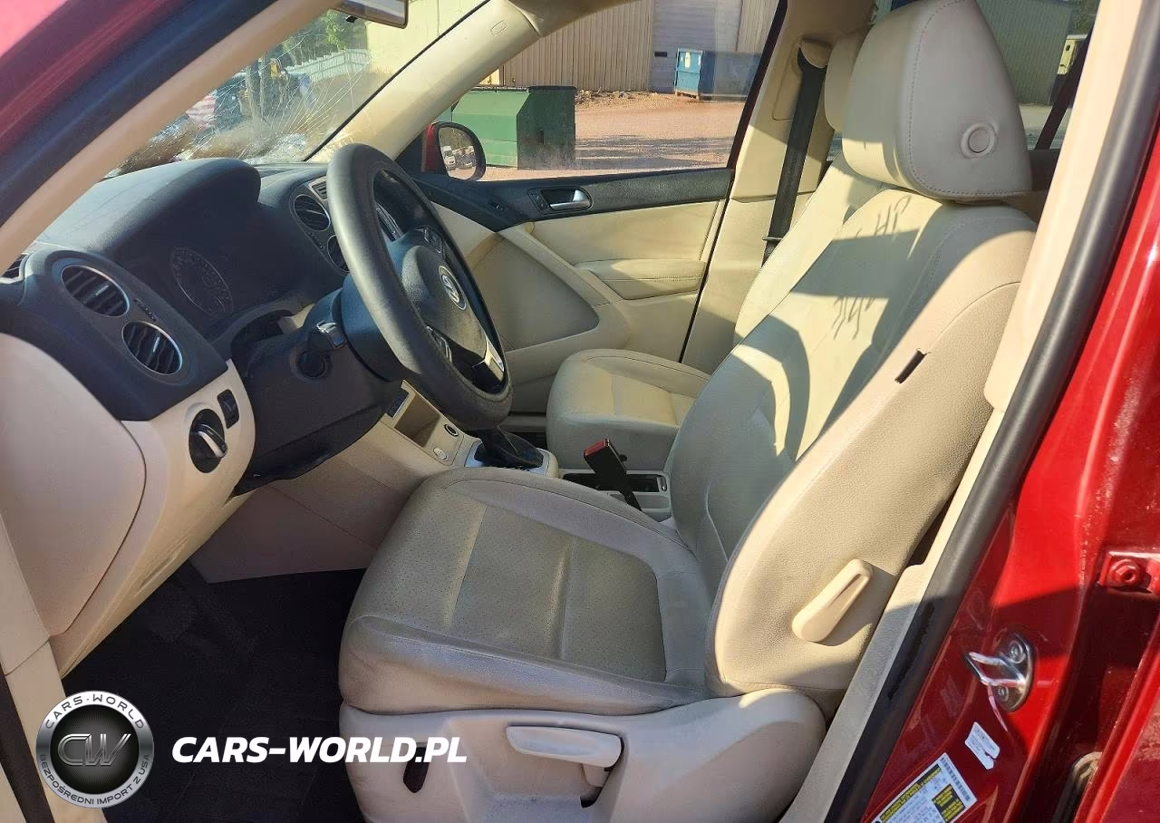 2015 Volkswagen Tiguan S VIN:WVGAV7AX0FW018249 - 7
