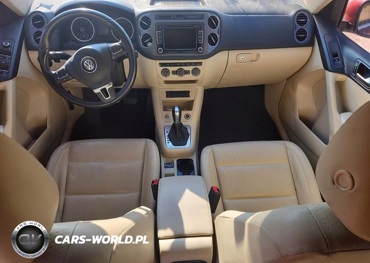 2015 Volkswagen Tiguan S VIN:WVGAV7AX0FW018249 - 8