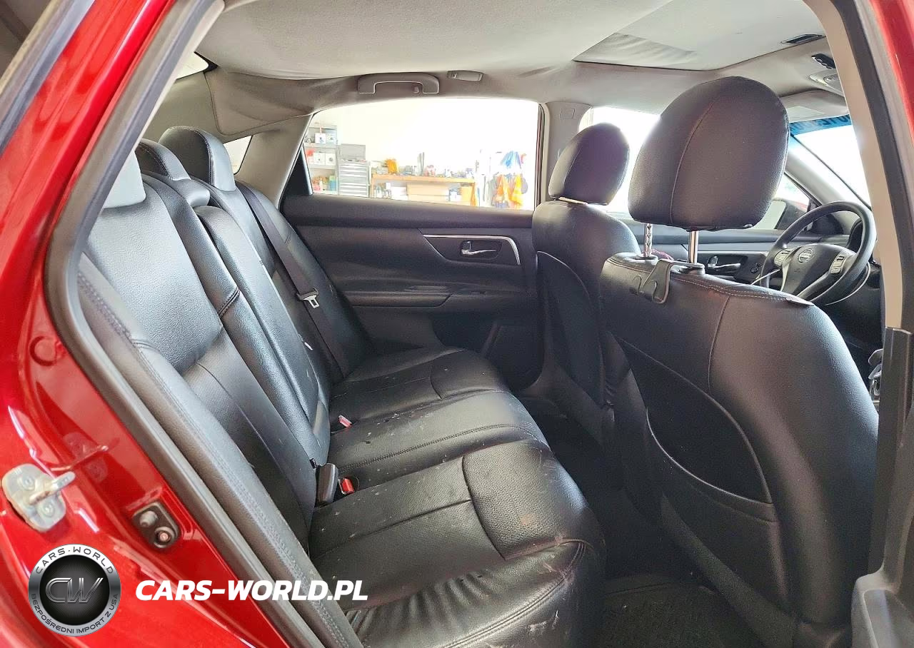 2015 Nissan Altima 2.5 S VIN:1N4AL3AP1FN300902 - 10