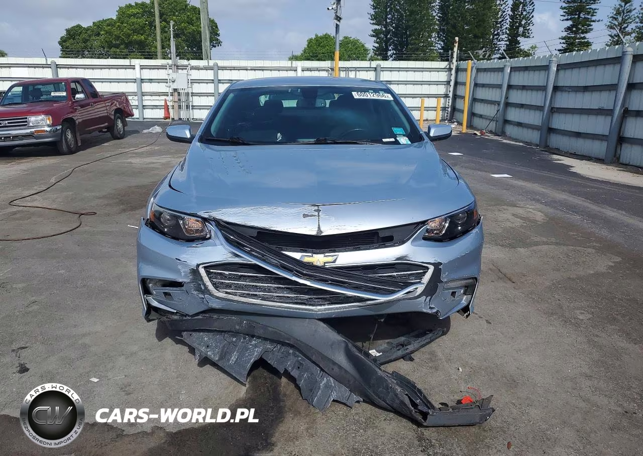 2017 Chevrolet Malibu Lt VIN:1G1ZE5ST8HF181380 - 5