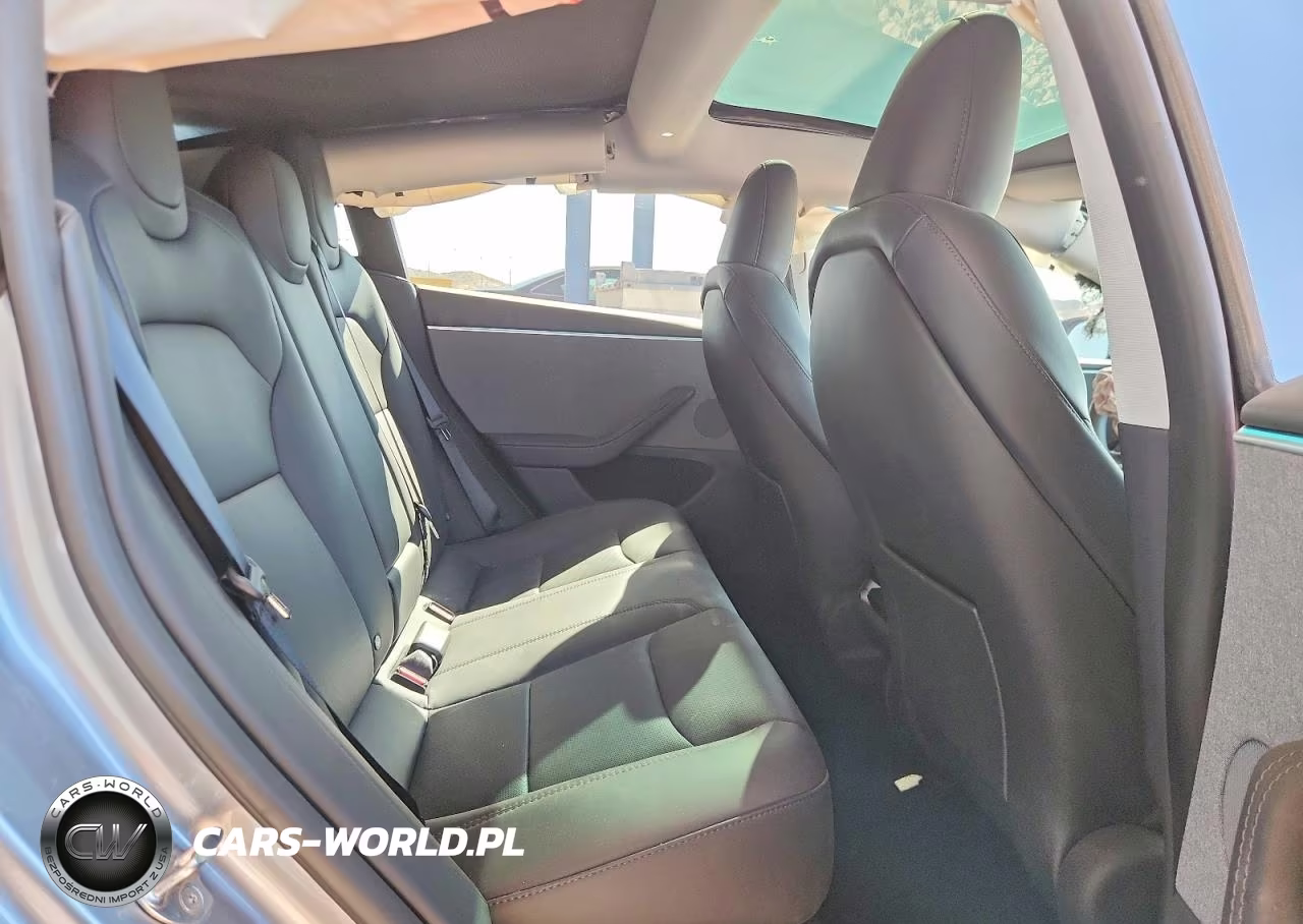 2025 Tesla Model 3 VIN:5YJ3E1EA2SF081058 - 10