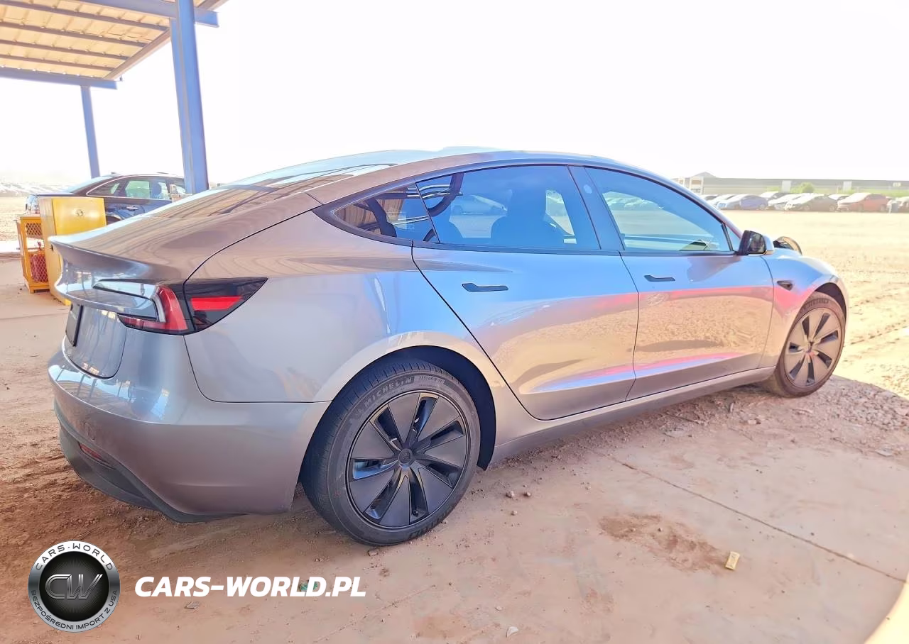 2025 Tesla Model 3 VIN:5YJ3E1EA2SF081058 - 3