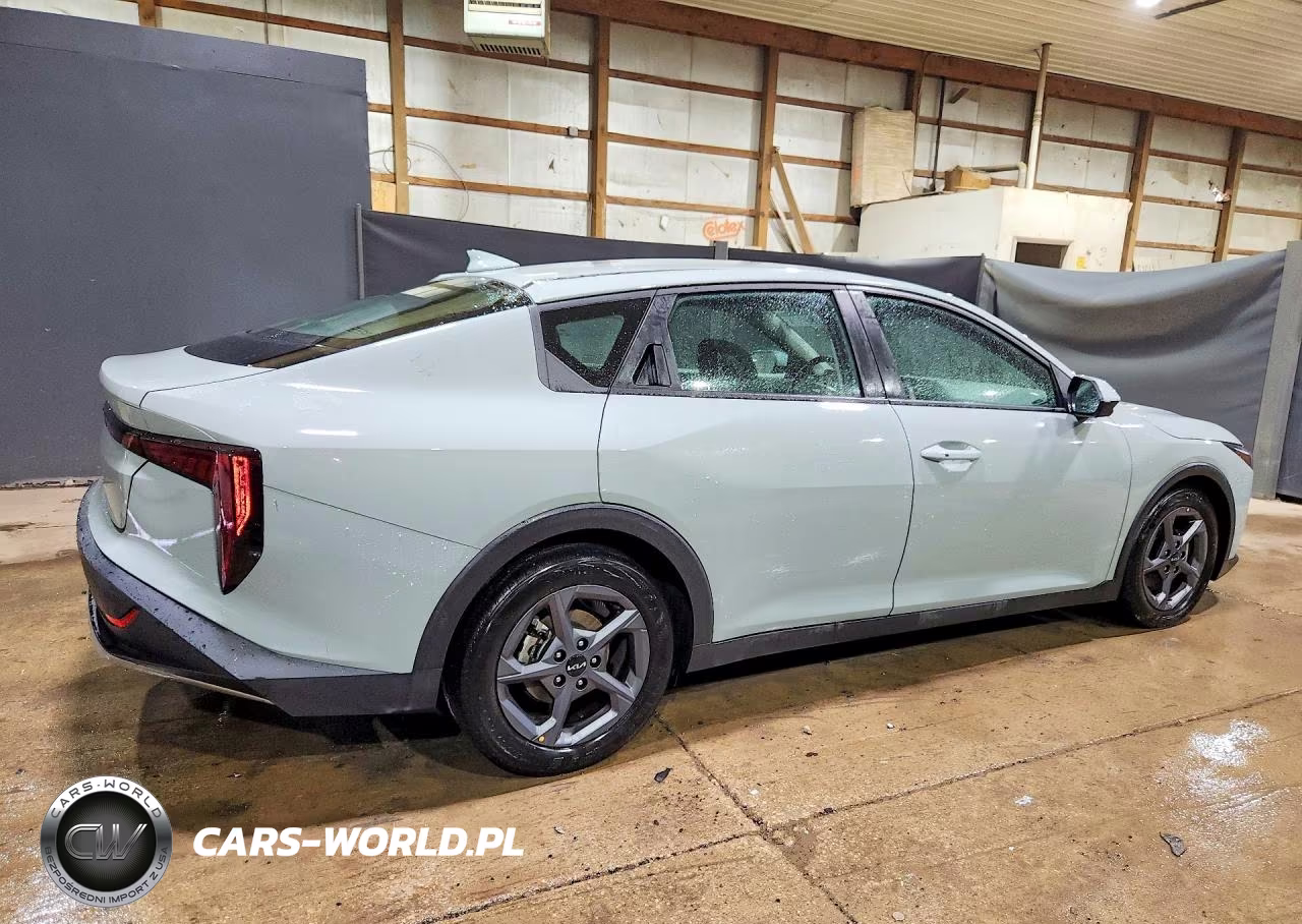 2025 Kia K4 Lxs VIN:3KPFT4DE0SE055749 - 3