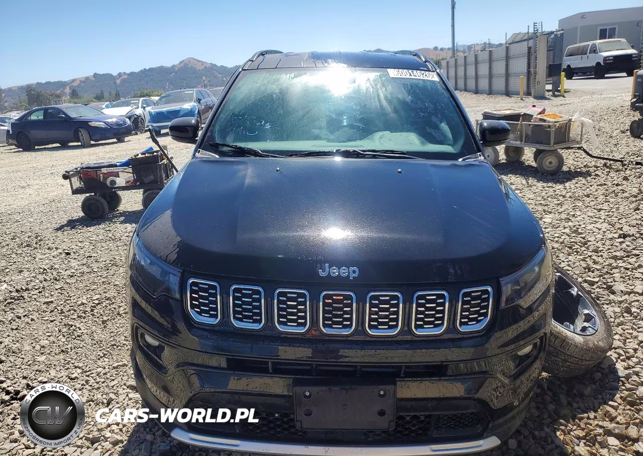 2025 Jeep Compass Limited VIN:3C4NJDCNXST578369 - 5