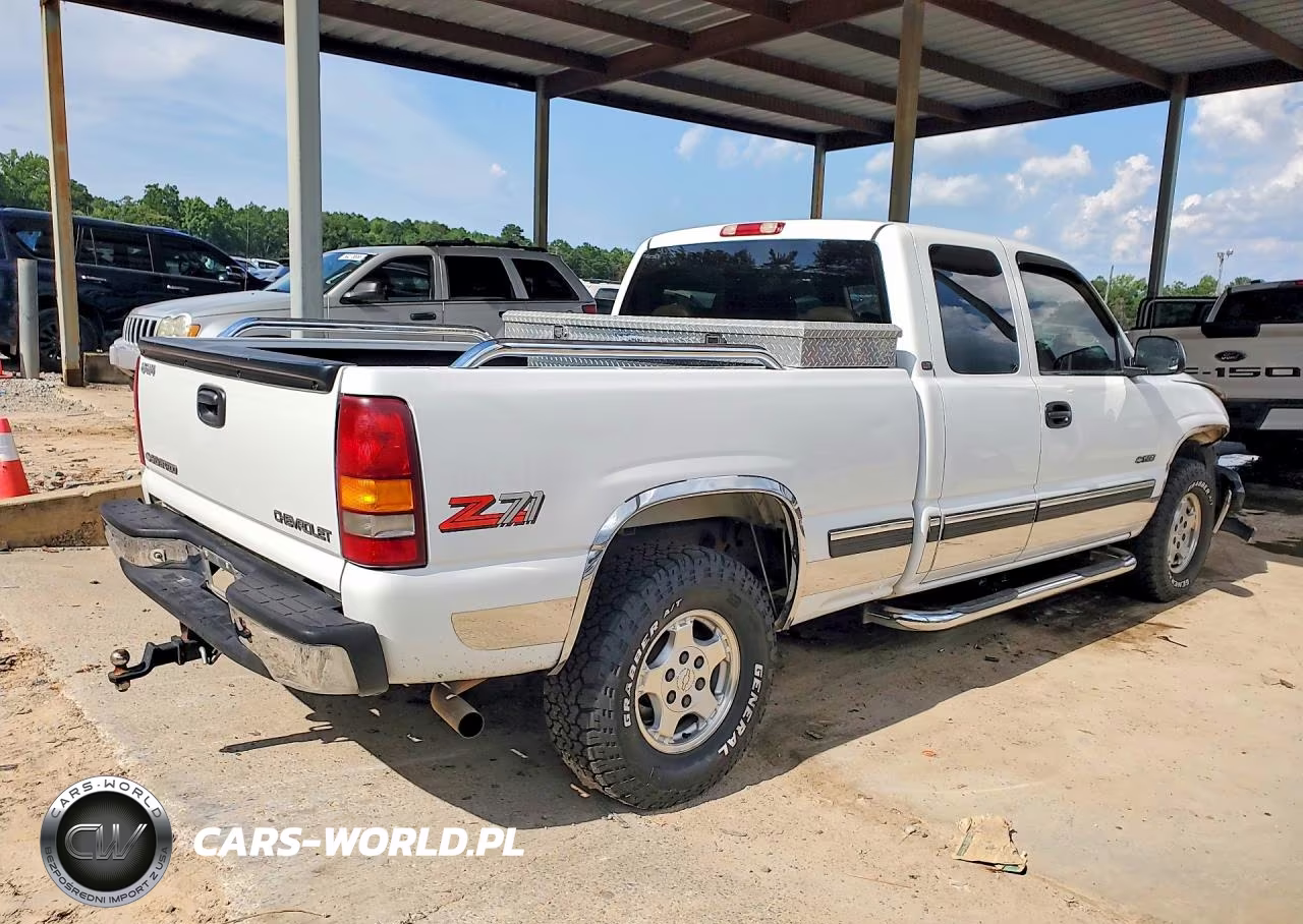 2000 Chevrolet Silverado K1500 VIN:1GCEK19T4YZ194557 - 3