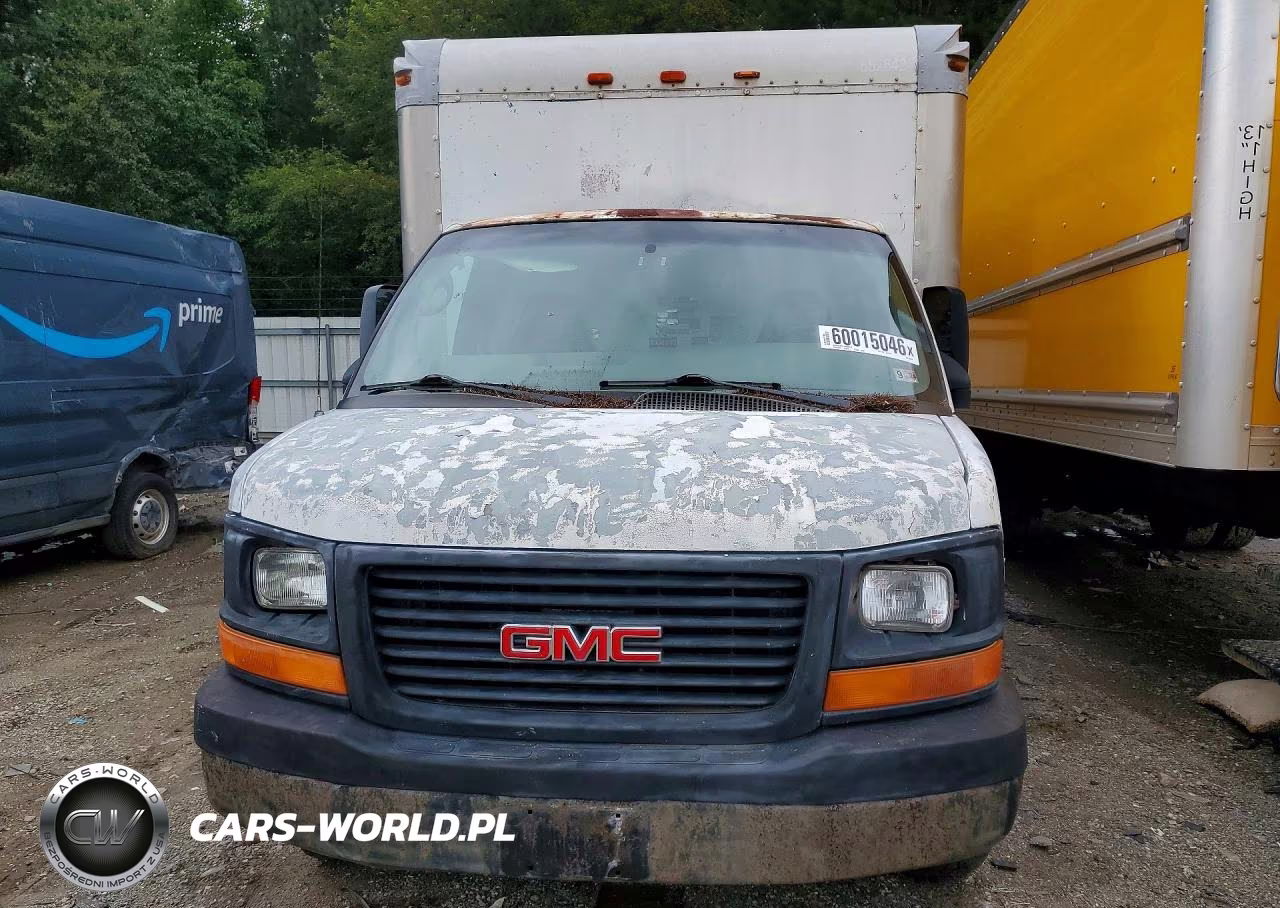 2005 GMC Savana Cutaway G3500 VIN:1GDJG31V551906704 - 5