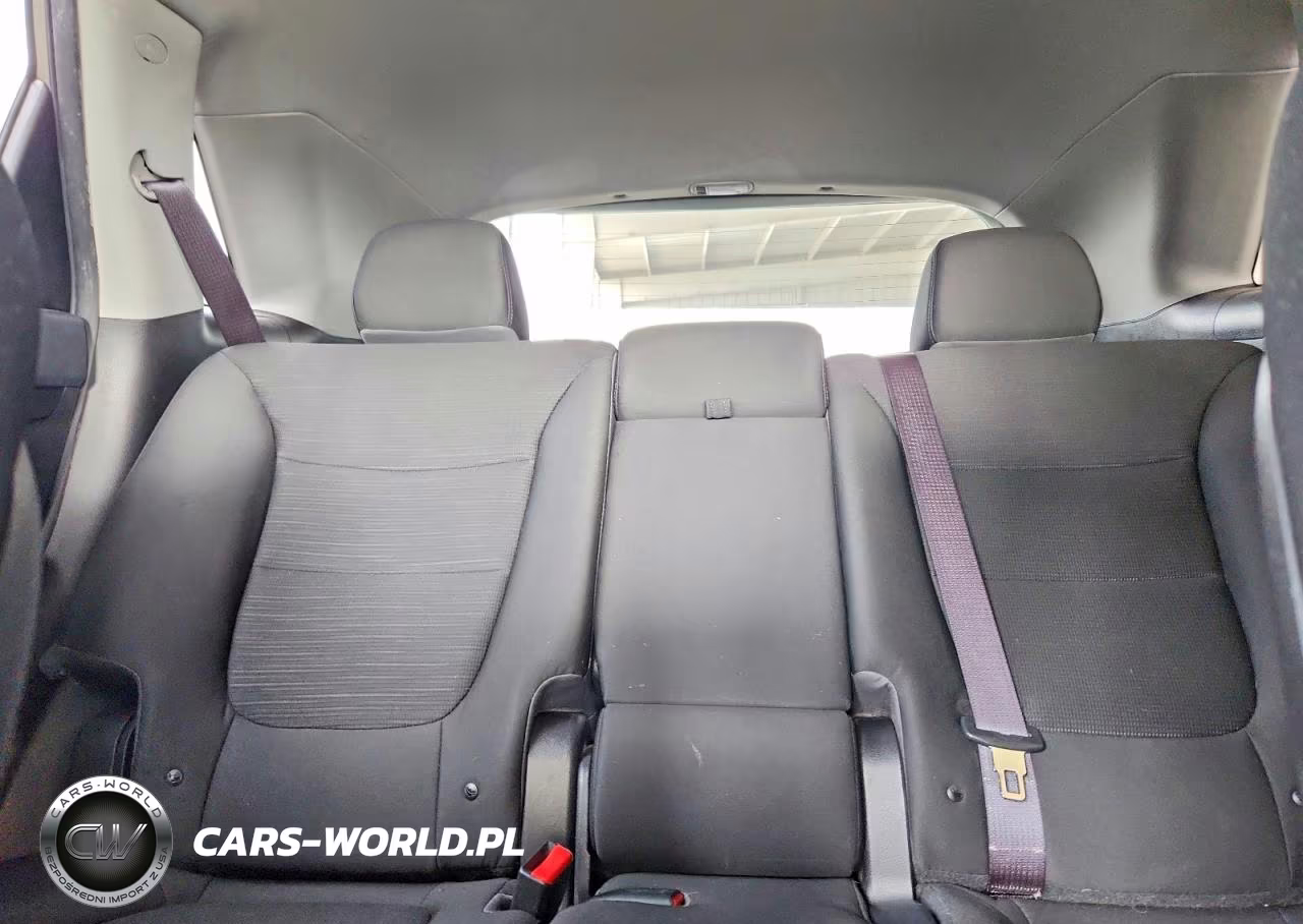 2015 Kia Sorento VIN:5XYKT4A68FG625792 - 10