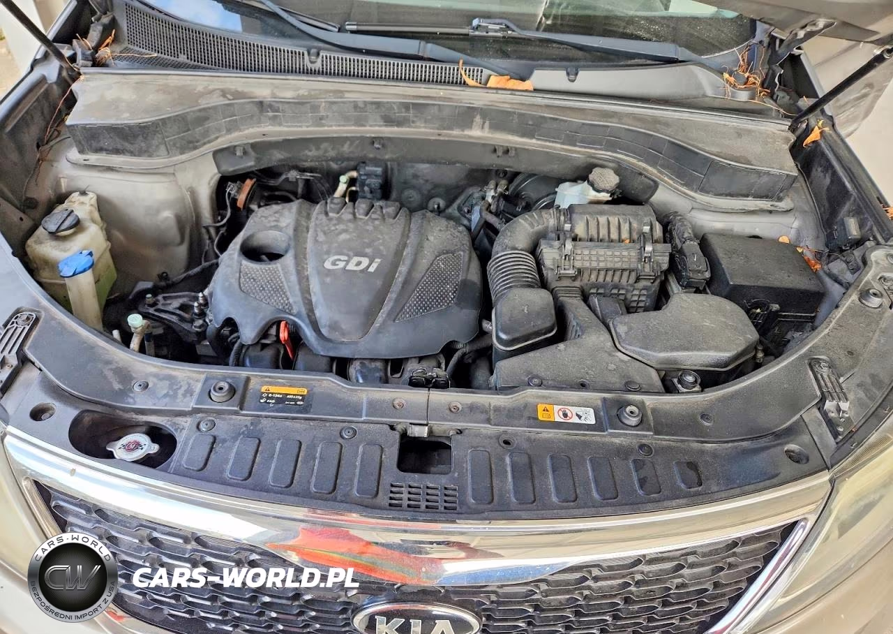 2015 Kia Sorento VIN:5XYKT4A68FG625792 - 12