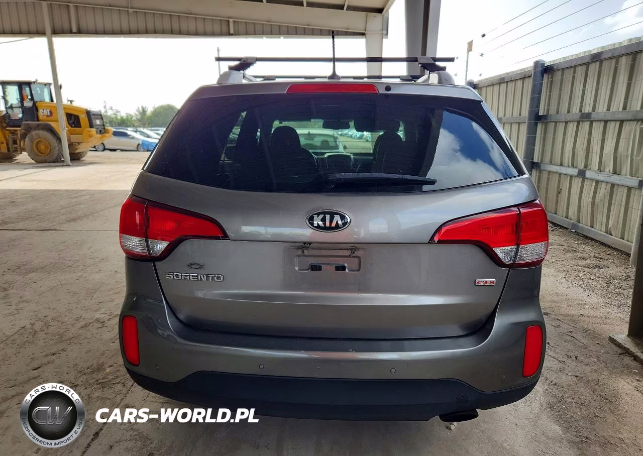 2015 Kia Sorento VIN:5XYKT4A68FG625792 - 6