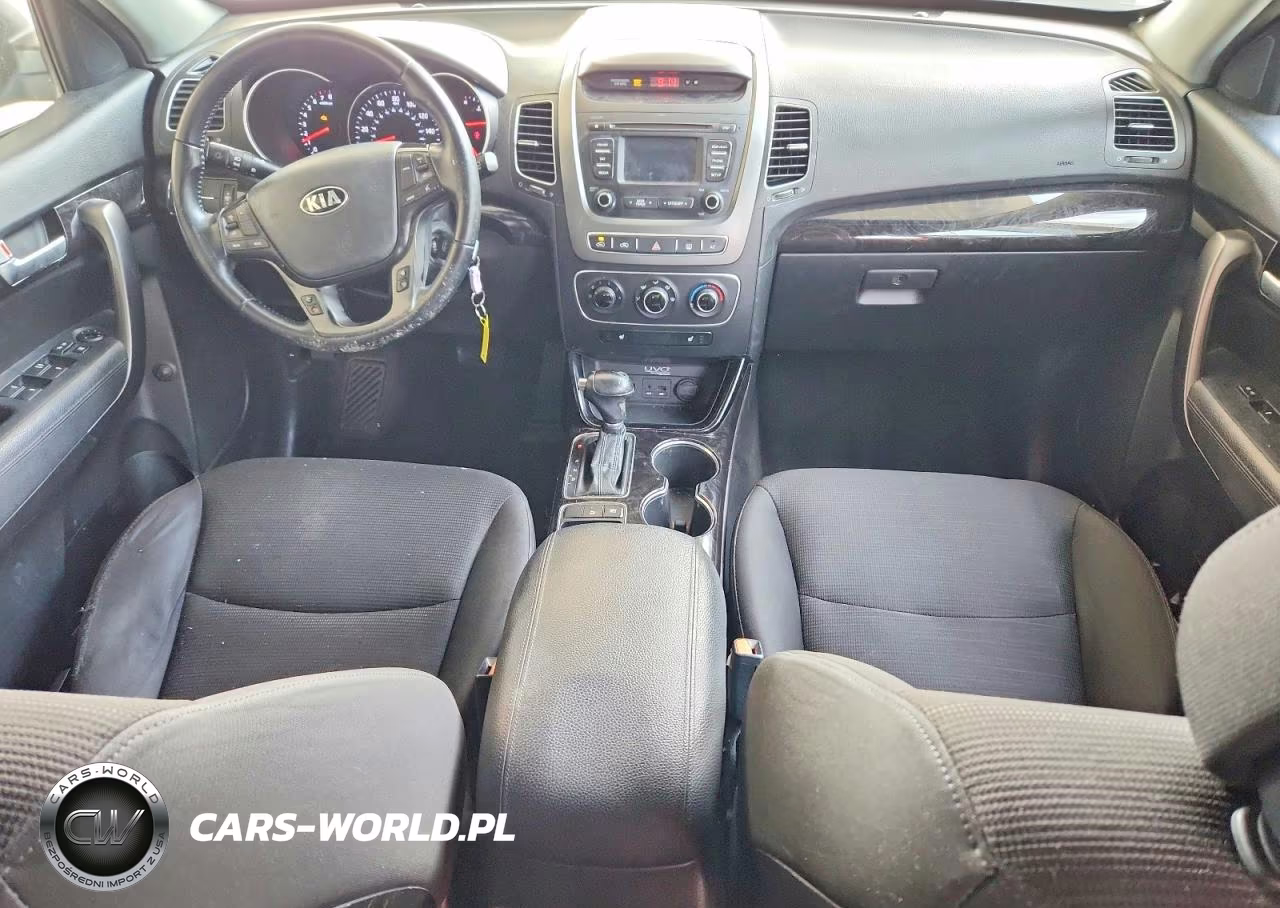 2015 Kia Sorento VIN:5XYKT4A68FG625792 - 8