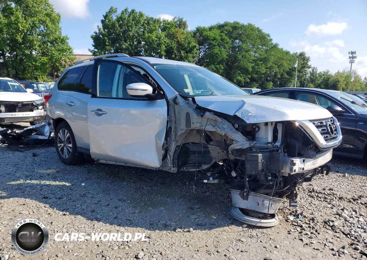 2018 Nissan Pathfinder S VIN:5N1DR2MM0JC649678 - 4