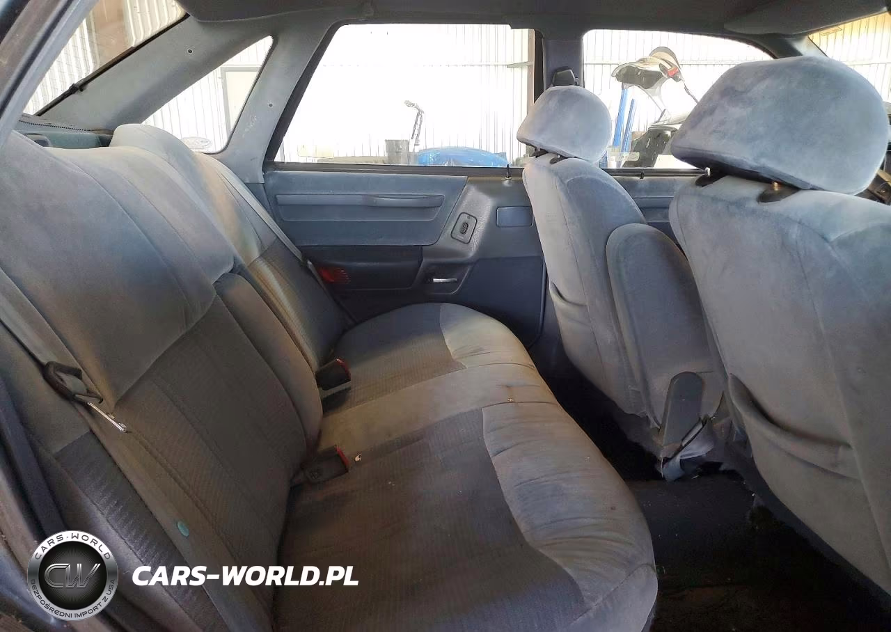 1990 Ford Taurus Gl VIN:1FACP52U3LA112026 - 10