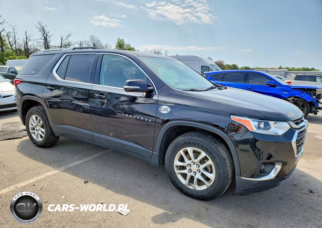 2018 Chevrolet Traverse Lt VIN:1GNEVGKW4JJ245758 - 4