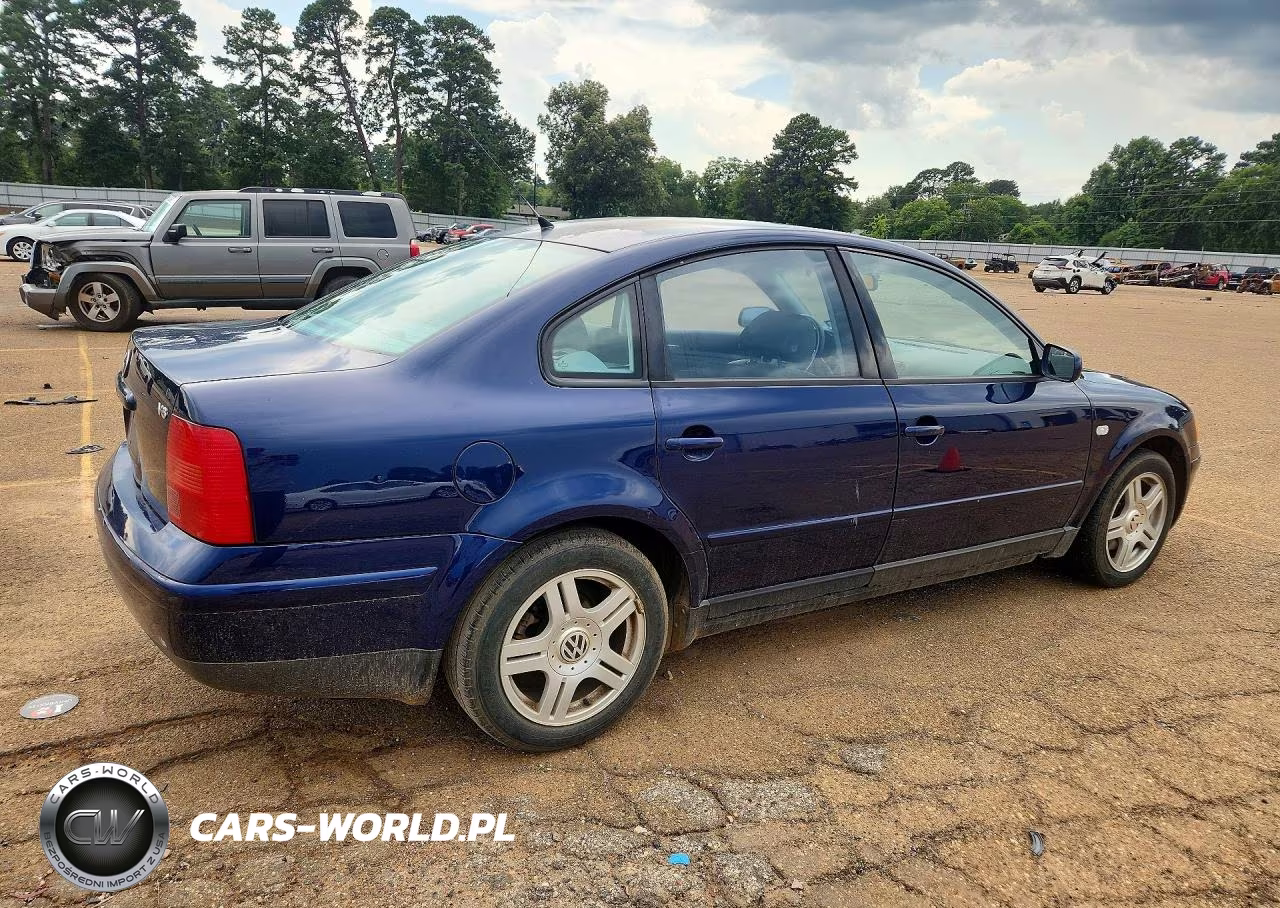 2001 Volkswagen Passat Glx VIN:WVWBH63B81P028526 - 3