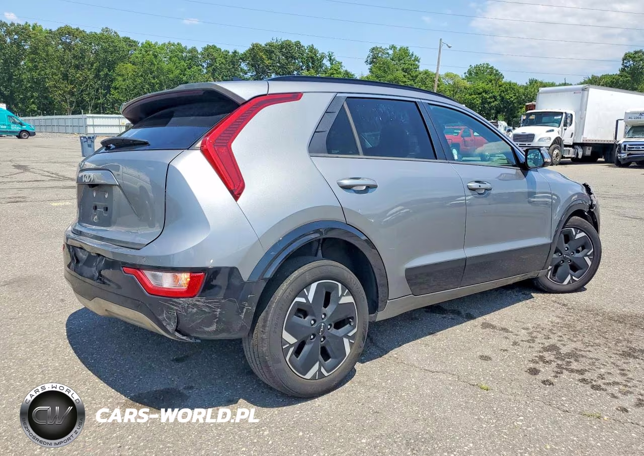 2024 Kia Niro Wind VIN:KNDCR3L15R5111376 - 3