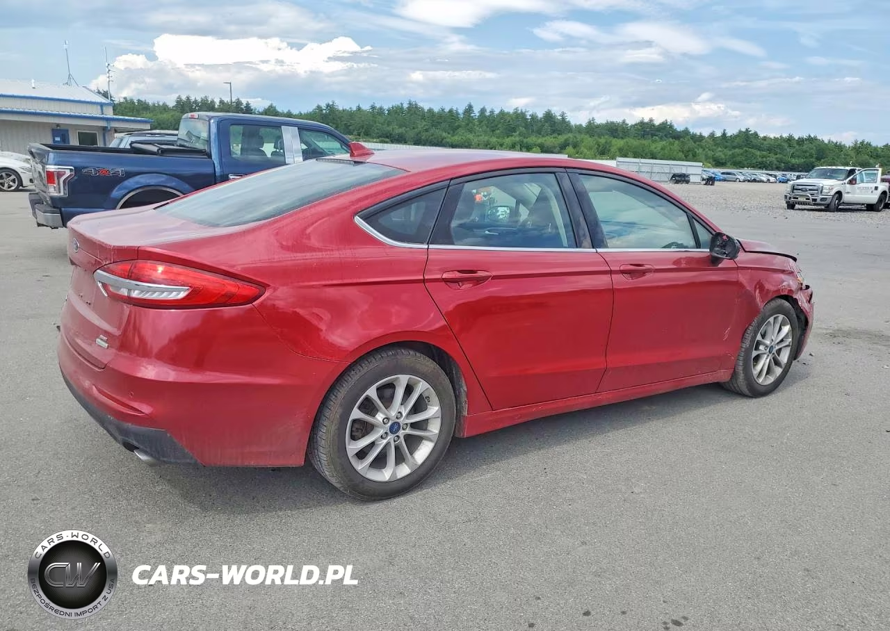 2020 Ford Fusion Se VIN:3FA6P0HD5LR100828 - 3