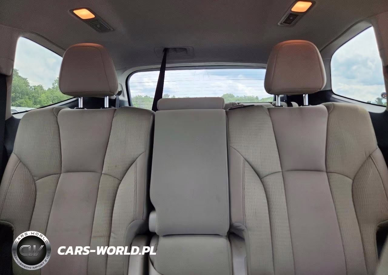 2019 Subaru Ascent Premium VIN:4S4WMACDXK3437651 - 10