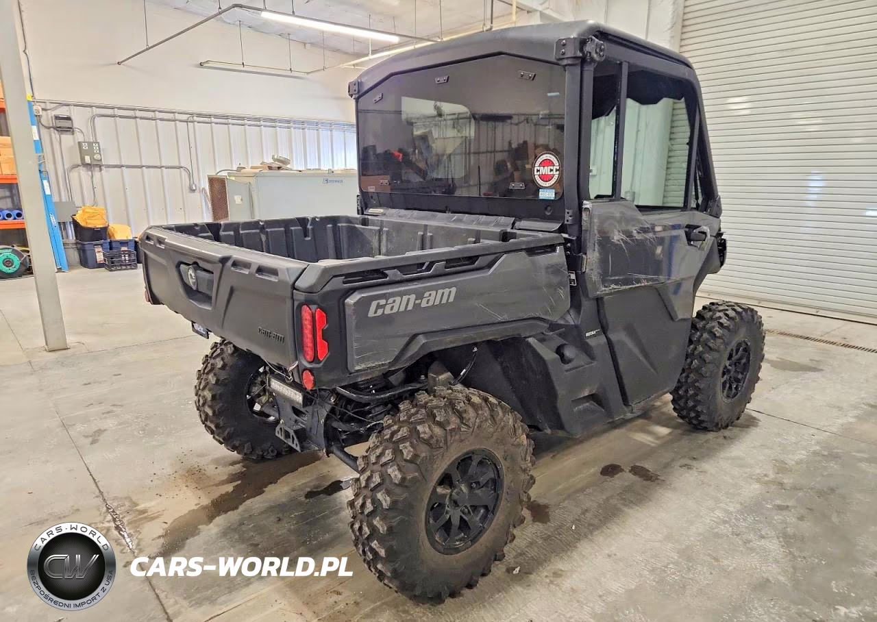 2023 Can-Am Defender Utility Vehicle VIN:3JBUVAX46PK007848 - 4