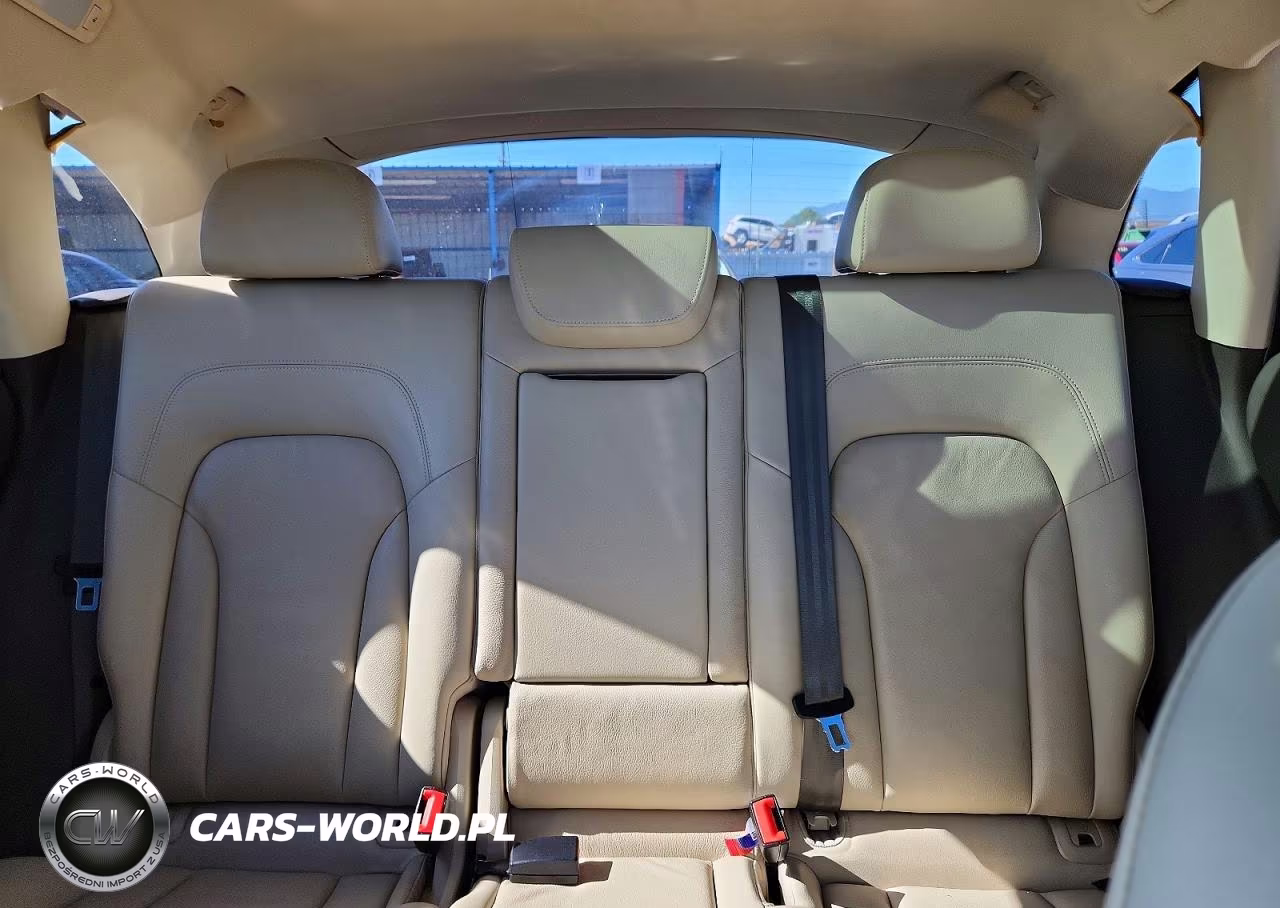 2015 Audi Q5 Premium Plus VIN:WA1LFAFP1FA027601 - 10