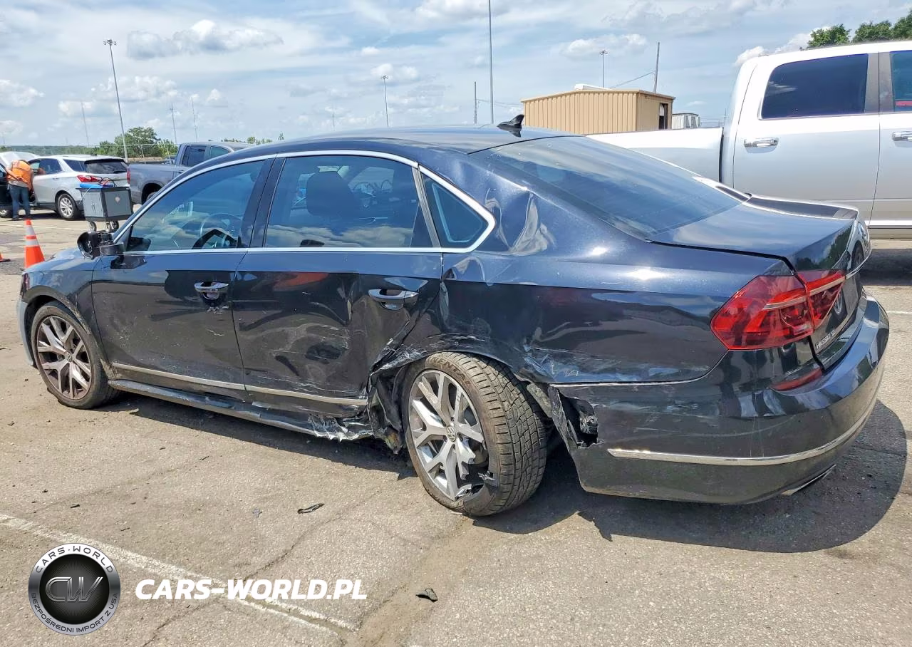 2017 Volkswagen Passat Se VIN:1VWHM7A38HC061774 - 2