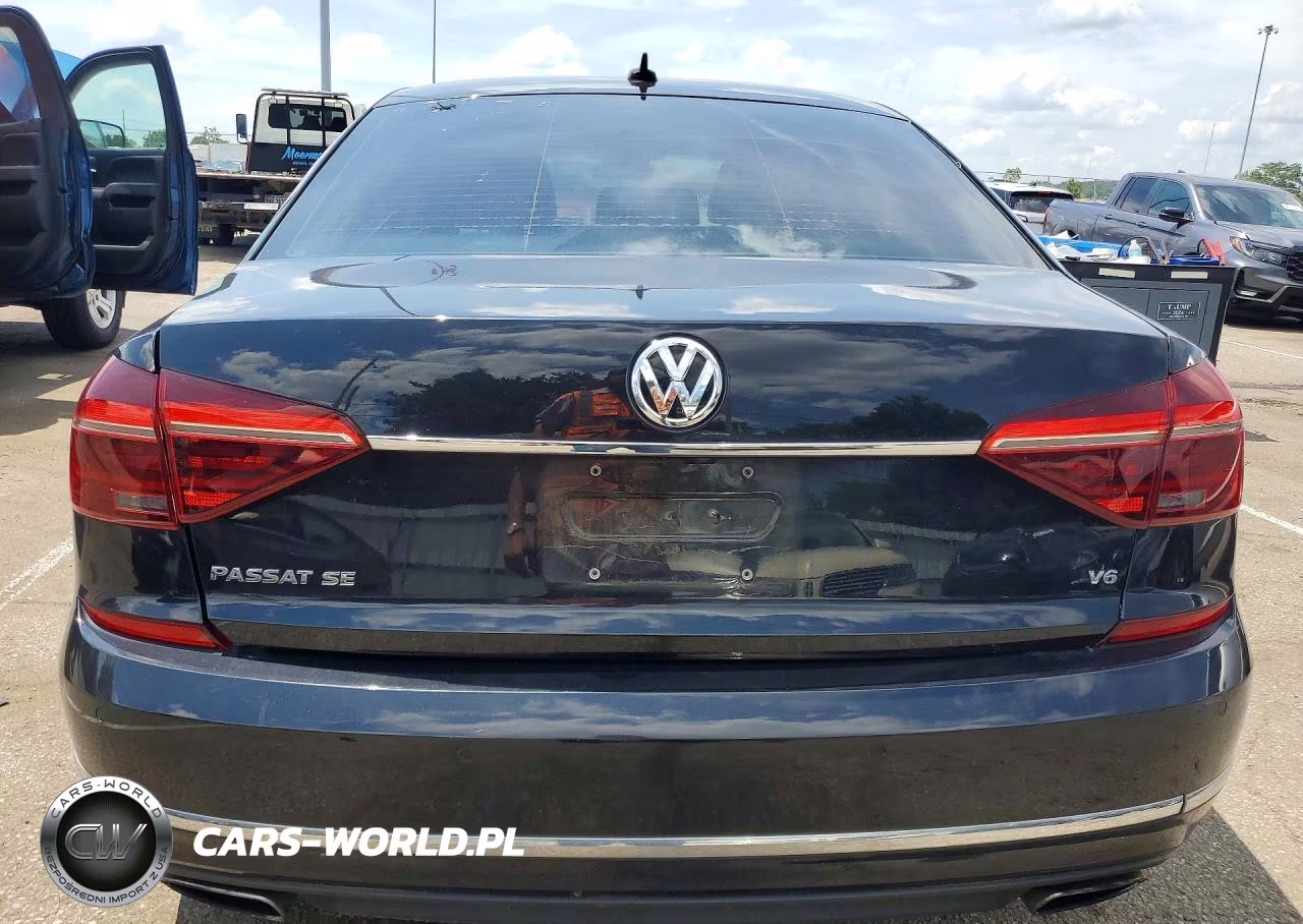 2017 Volkswagen Passat Se VIN:1VWHM7A38HC061774 - 6
