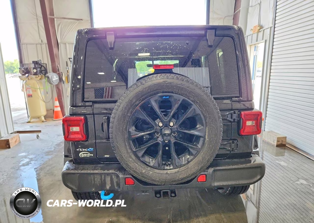 2022 Jeep Wrangler Unlimited Sahara 4Xe VIN:1C4JJXP69NW270823 - 6