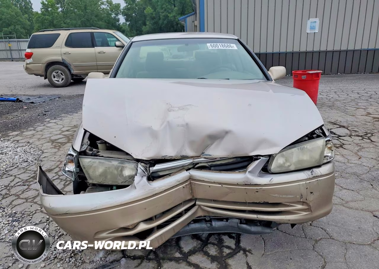 2000 Toyota Camry Le VIN:4T1BG22K9YU736918 - 5