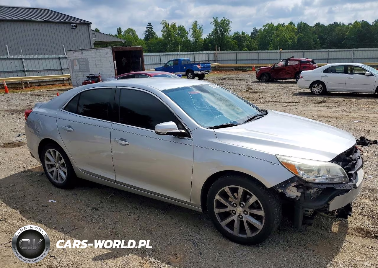 2015 Chevrolet Malibu 2Lt VIN:1G11D5SL5FF209651 - 4