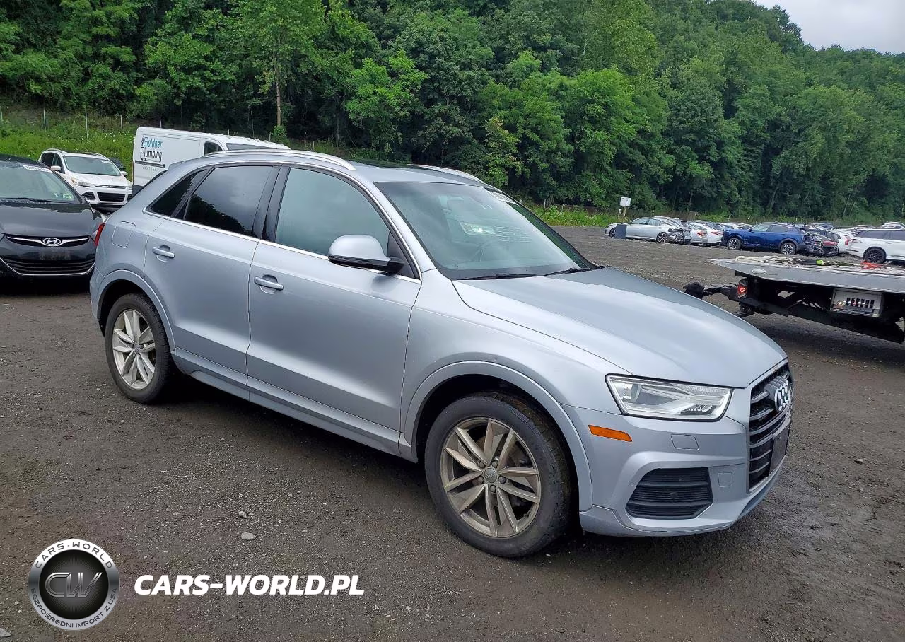 2016 Audi Q3 Premium Plus VIN:WA1EFCFS9GR017443 - 4