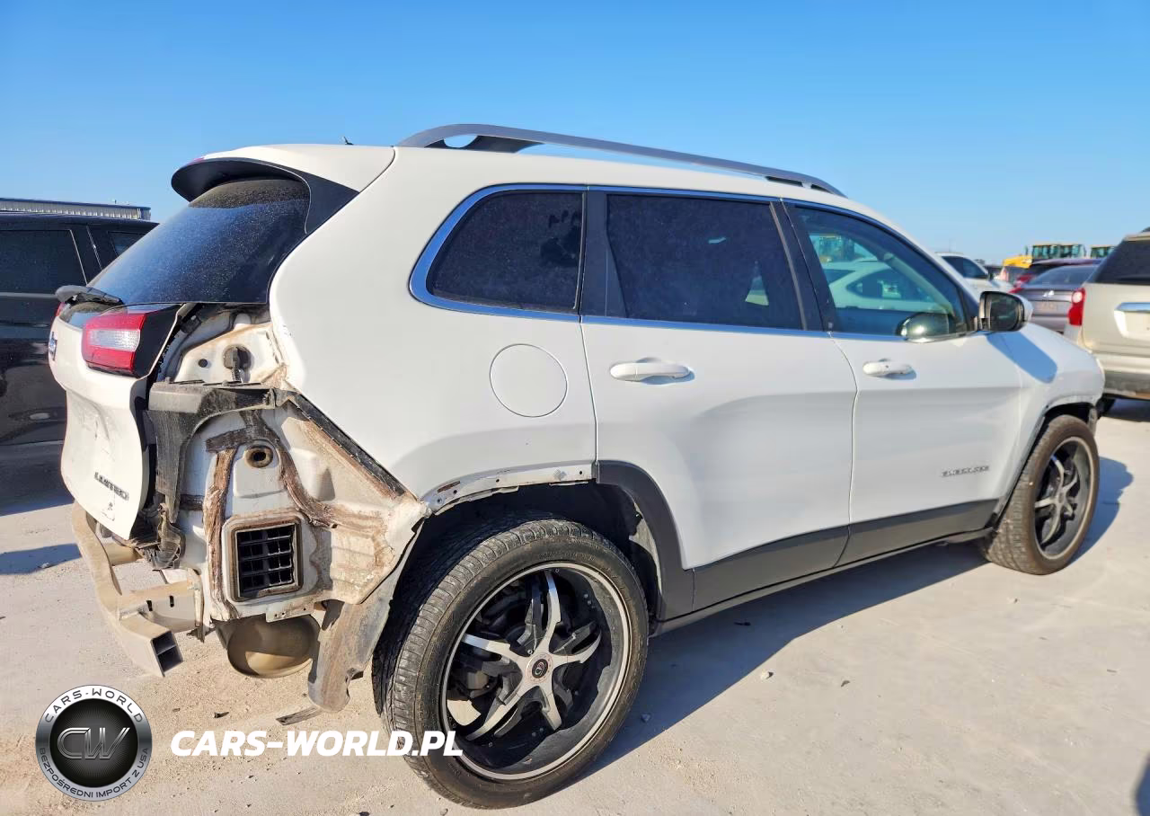2015 Jeep Cherokee Limited VIN:1C4PJLDB3FW628732 - 3