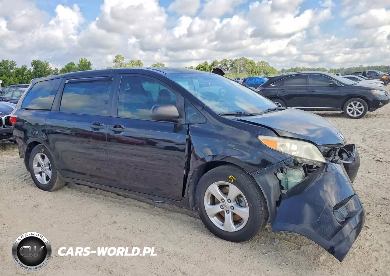 2015 Toyota Sienna L 7-Passenger VIN:5TDZK3DCXFS528058 - 4