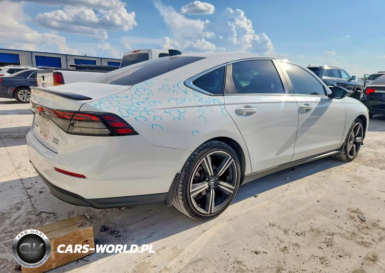 2023 Honda Accord Hybrid Sport VIN:1HGCY2F52PA068844 - 3
