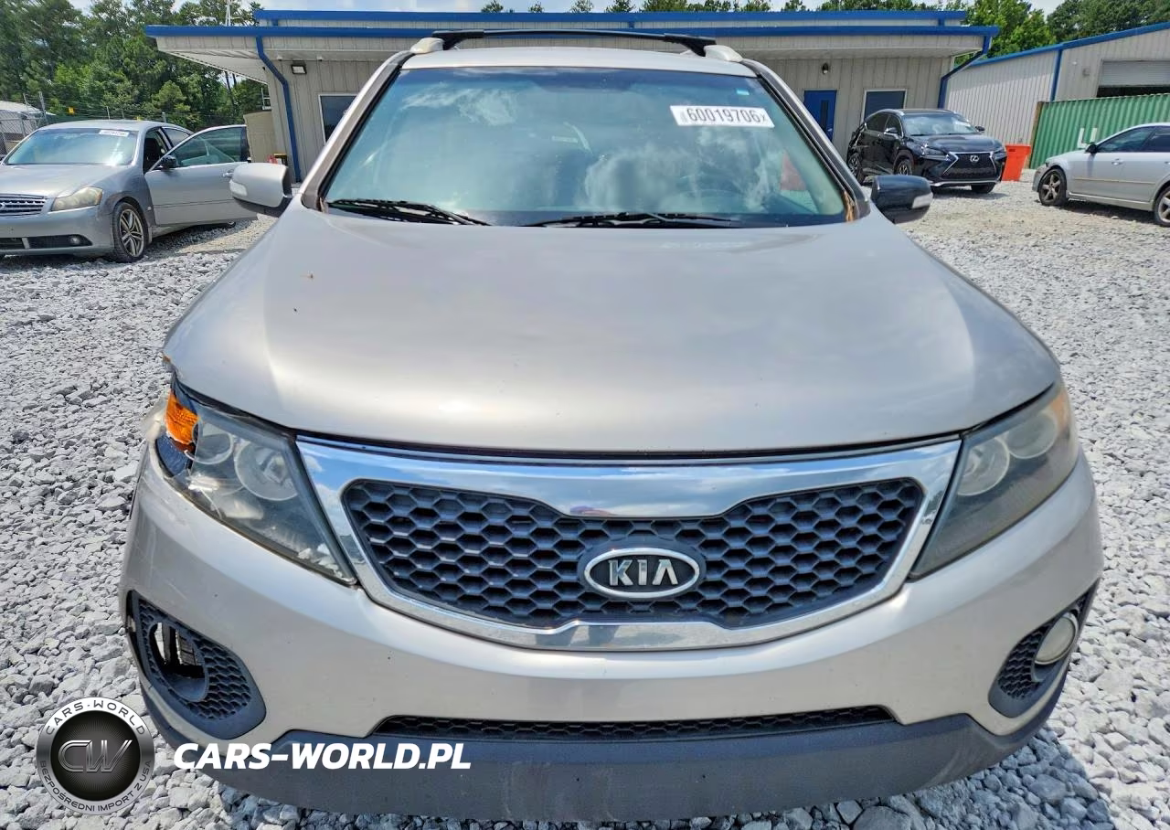 2013 Kia Sorento Lx VIN:5XYKT3A67DG329542 - 5
