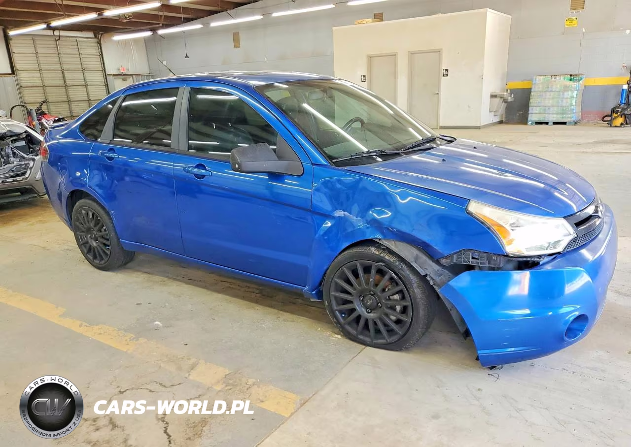 2010 Ford Focus Ses VIN:1FAHP3GN8AW115628 - 4