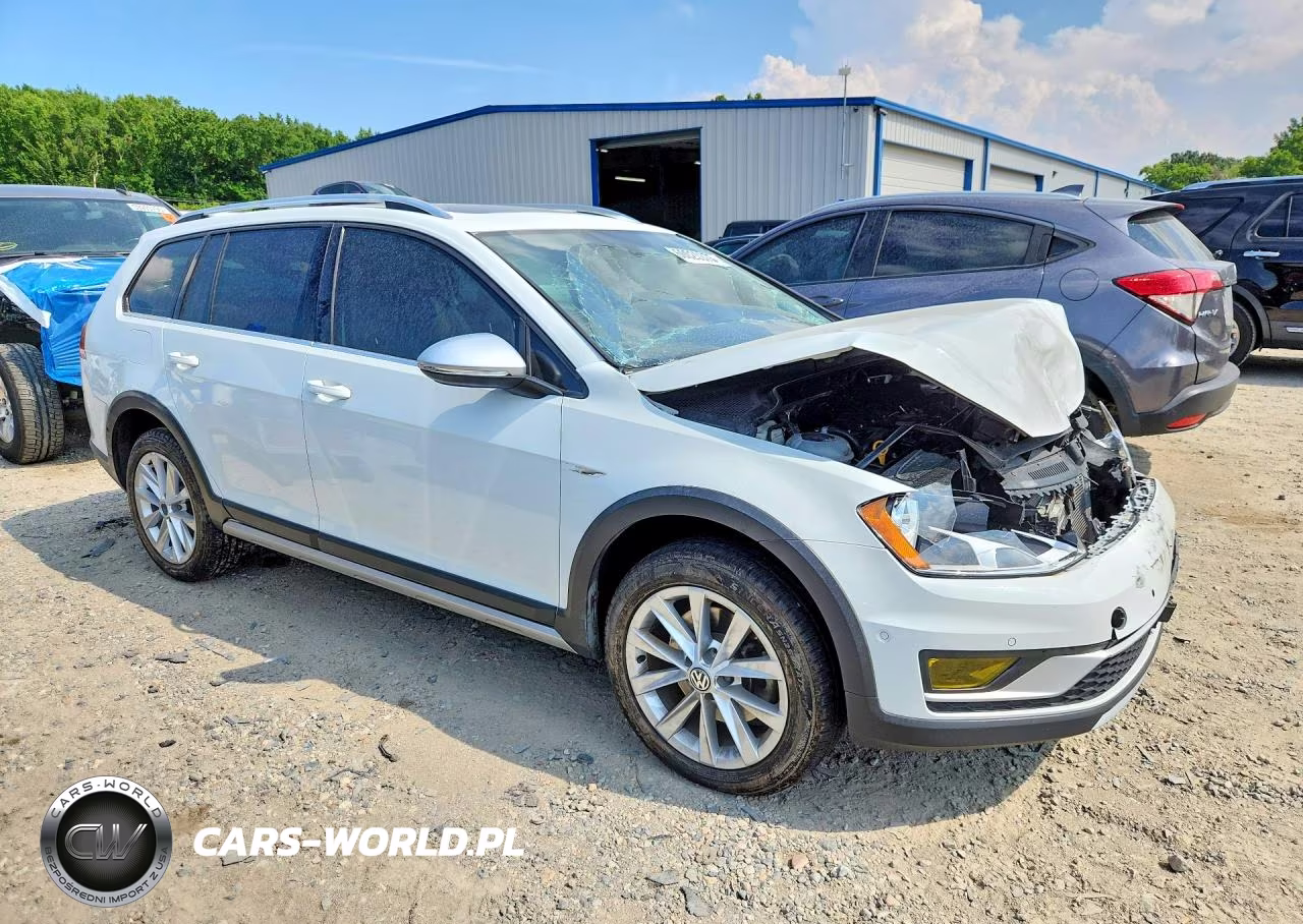 2017 Volkswagen Golf Alltrack S VIN:3VWH17AU2HM522015 - 4