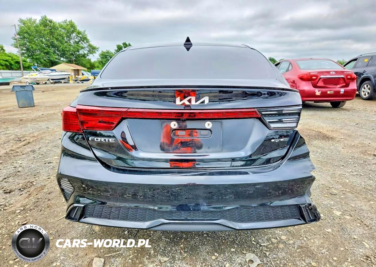 2024 Kia Forte Gt Line VIN:3KPF54AD5RE690711 - 6