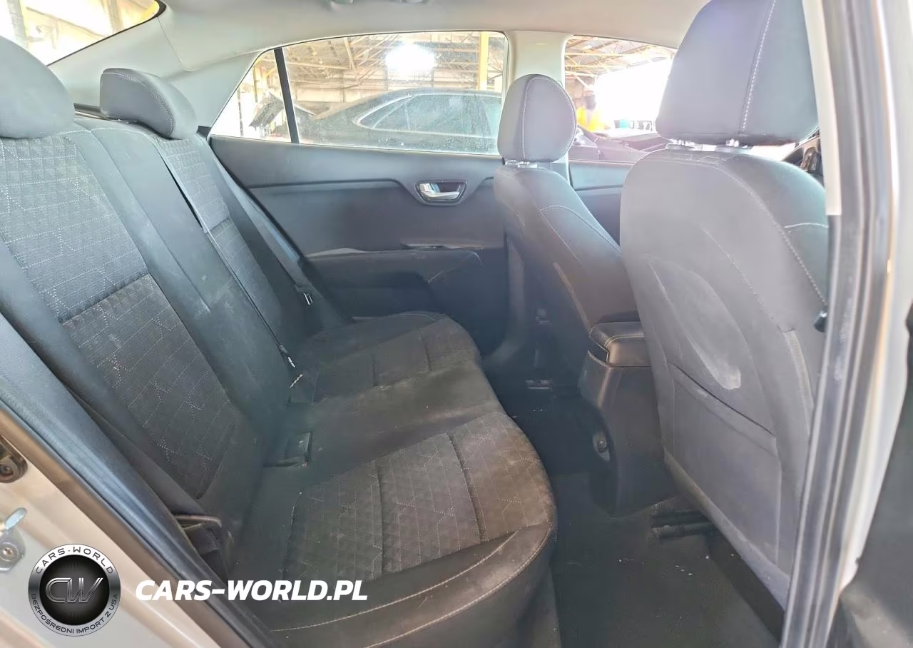 2018 Kia Rio Lx-S VIN:3KPA24AB1JE085543 - 10