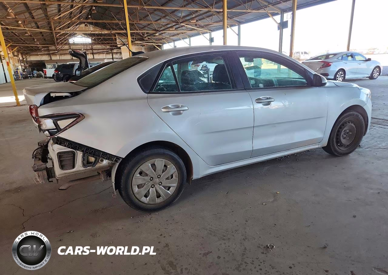 2018 Kia Rio Lx-S VIN:3KPA24AB1JE085543 - 3