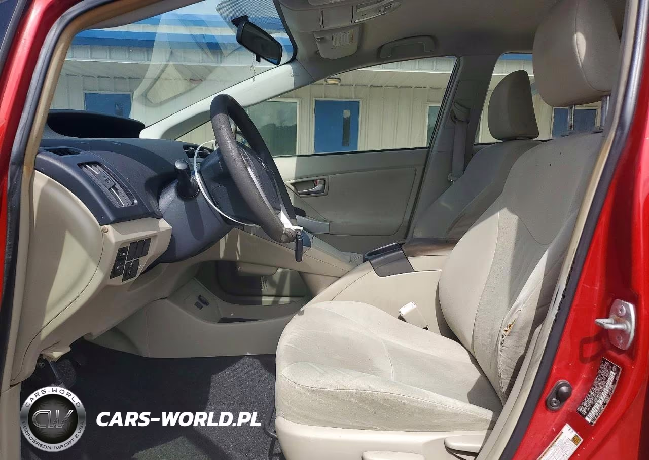 2013 Toyota Prius Two VIN:JTDKN3DU6D1726292 - 7