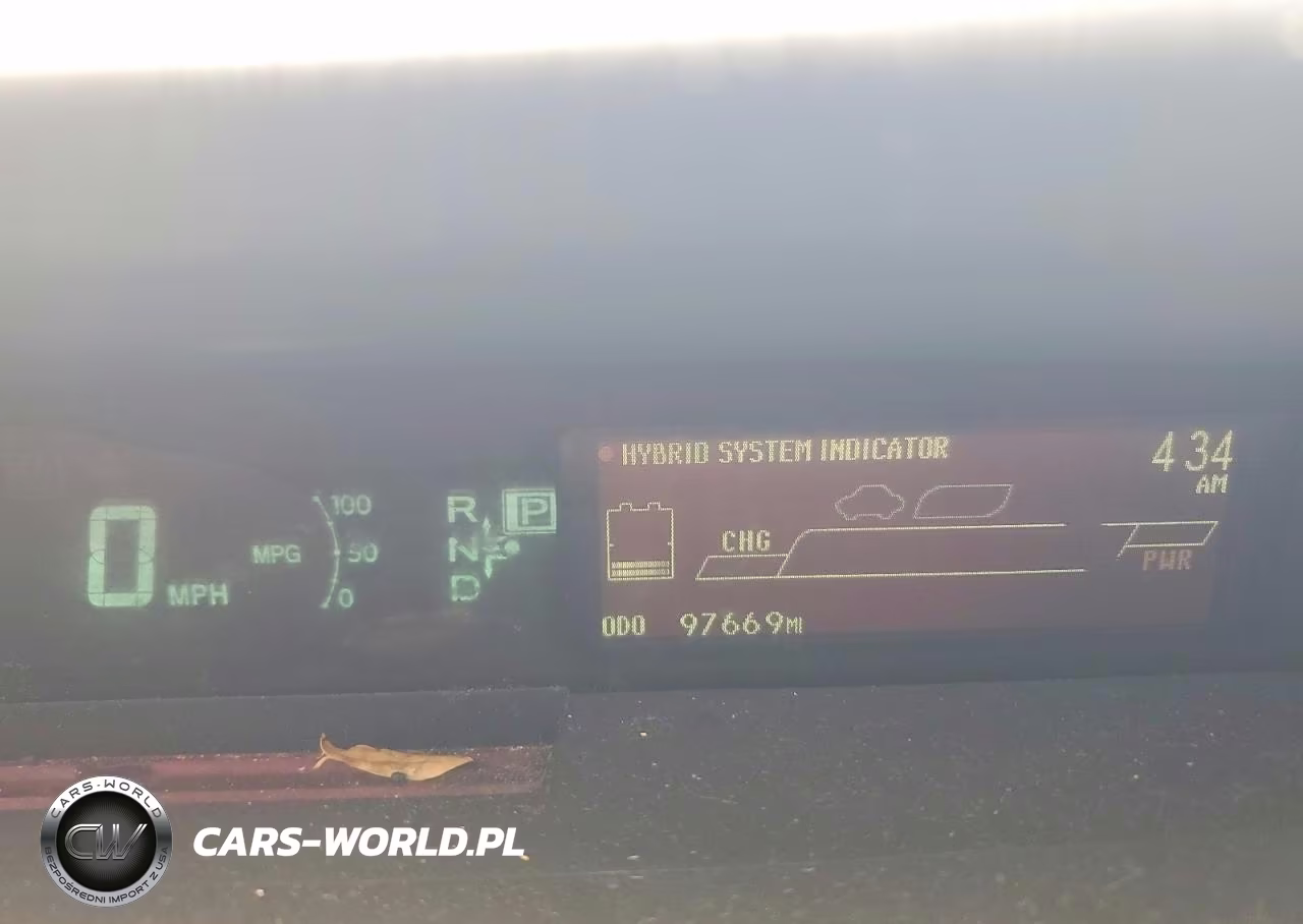 2013 Toyota Prius Two VIN:JTDKN3DU6D1726292 - 9