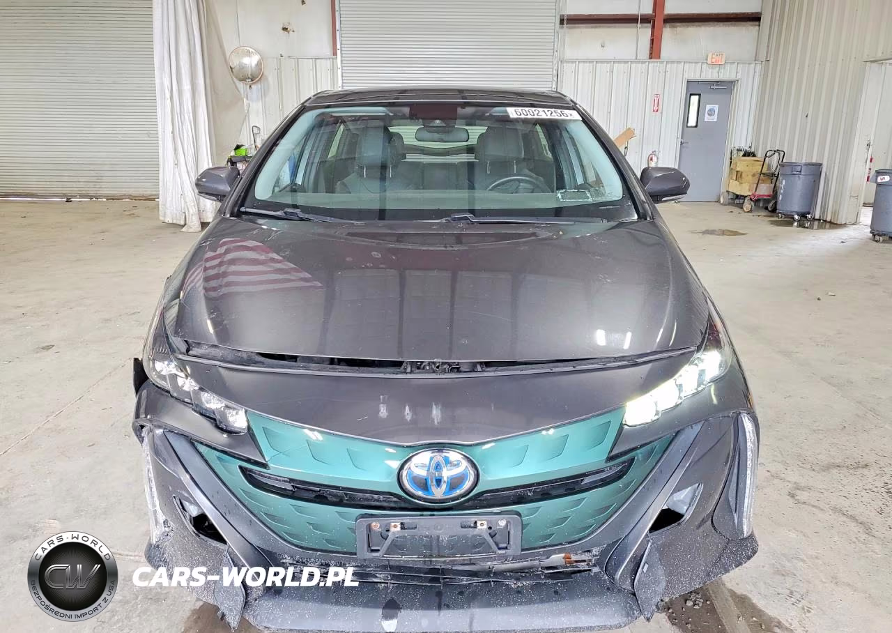 2017 Toyota Prius Prime Premium VIN:JTDKARFP8H3037628 - 5