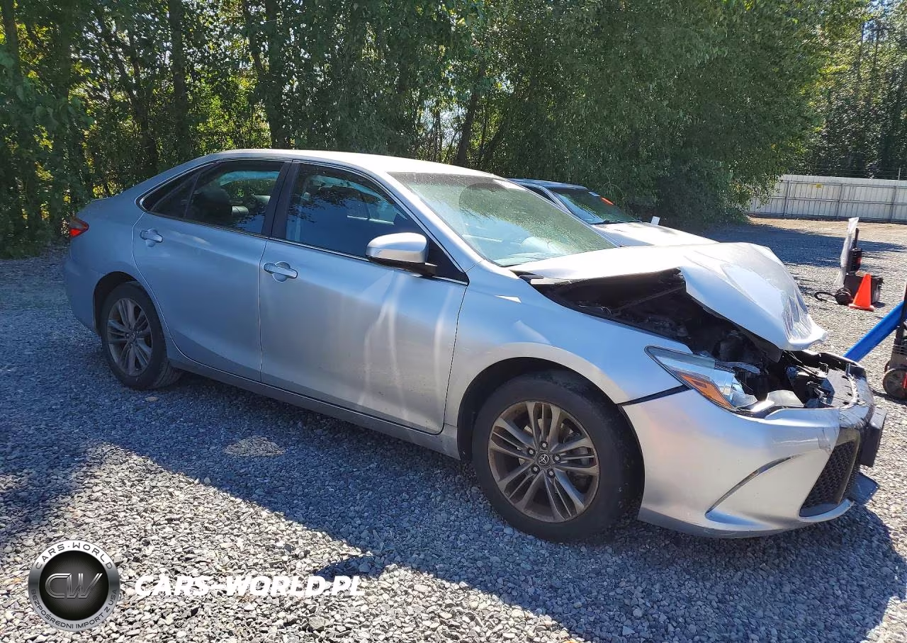 2017 Toyota Camry Se VIN:4T1BF1FK4HU647460 - 4