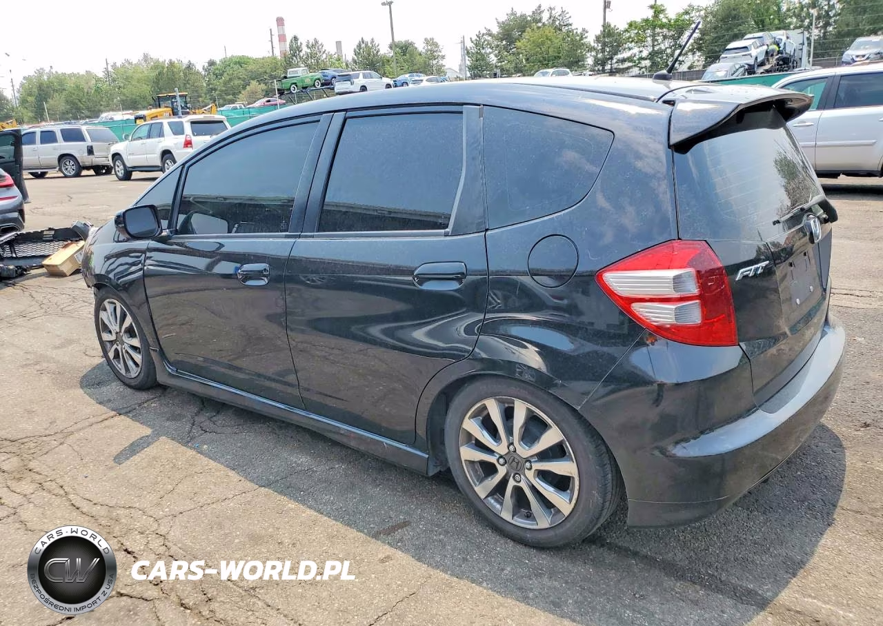2012 Honda Fit Sport VIN:JHMGE8H51CC011864 - 2