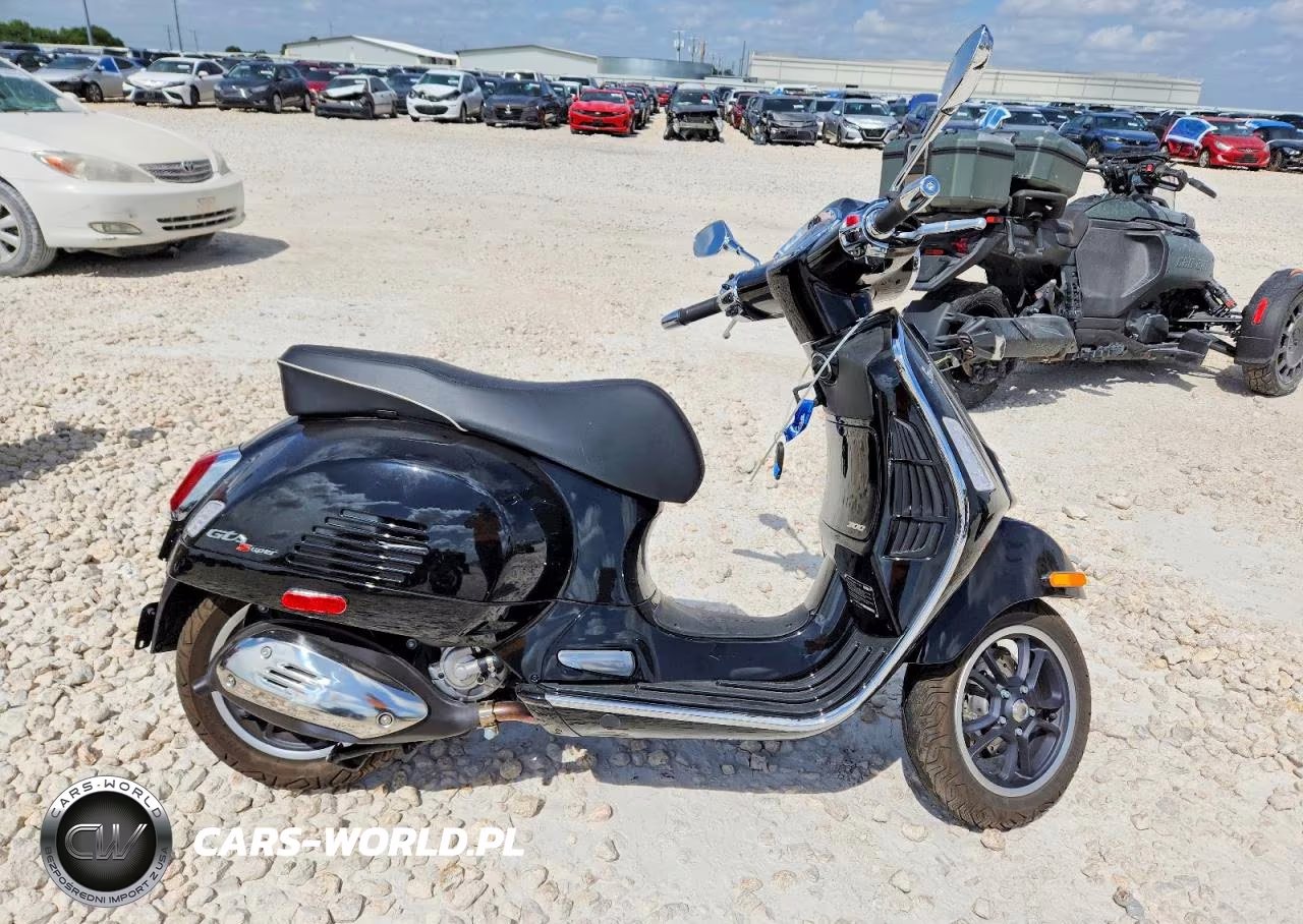 2023 Vespa Gts-Sei Giorni 300 – zdjęcie 1 z 9