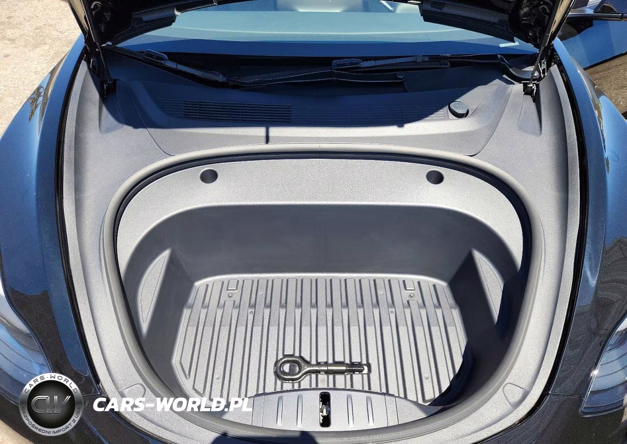 2023 Tesla Model 3 VIN:5YJ3E1EA7PF698947 - 11